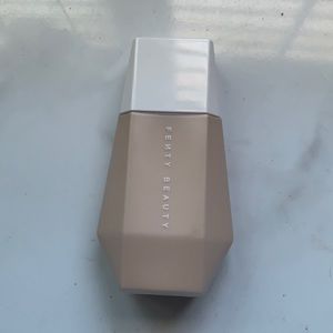 Fenty Beauty Eaze Drop Skin Tint